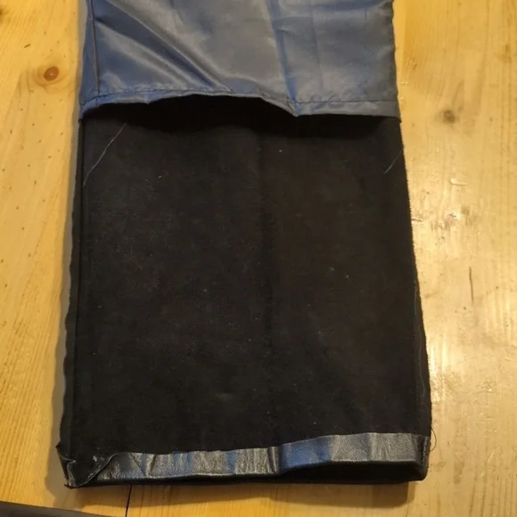 Vintage Chic: LA ROXX 1990's Black Leather Pants with Barrel/Balloon Legs - Picture 11 of 14